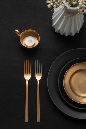 DINING ESSENTIALS